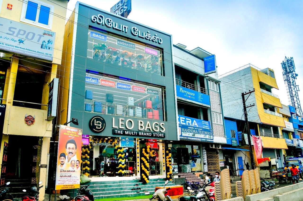 Leo Bags