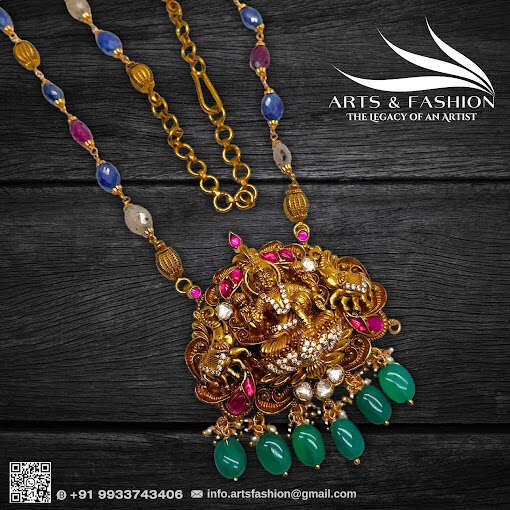 Arts & Fashion