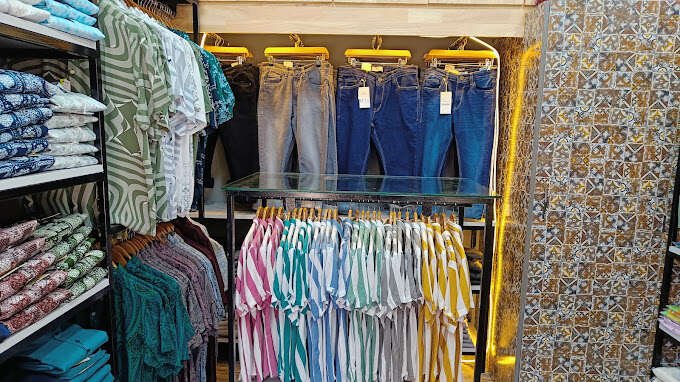 TN18 Men's wear