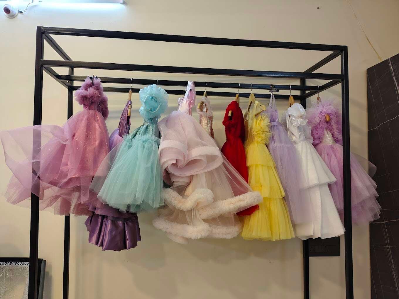 STITCHIN' Fashion House 