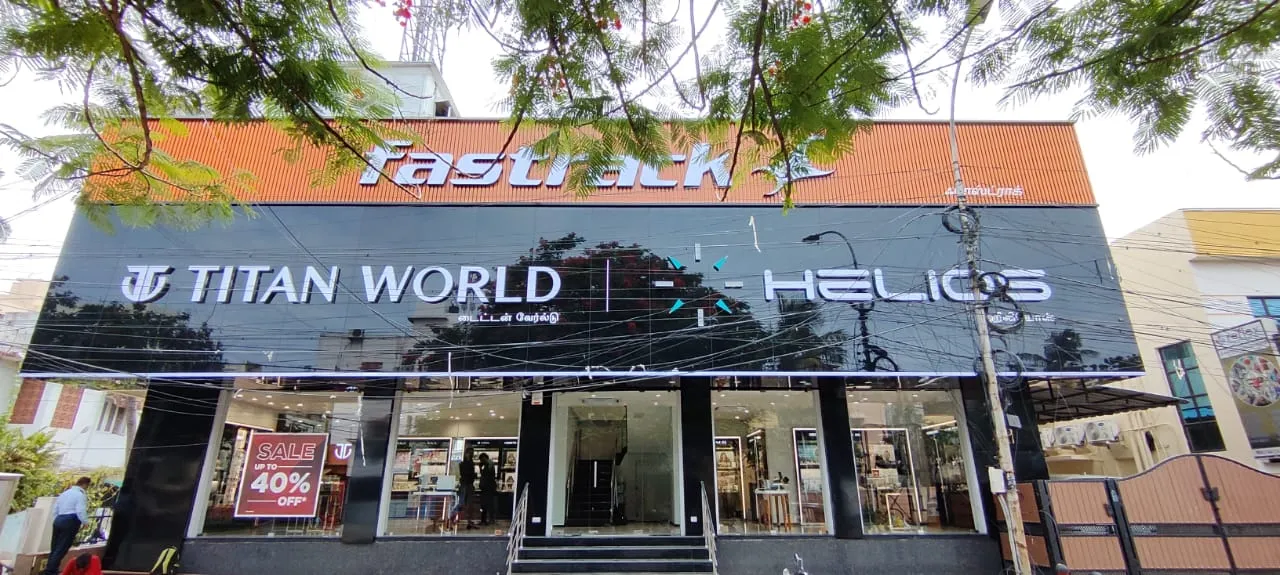 Helios Watch Store - By Titan