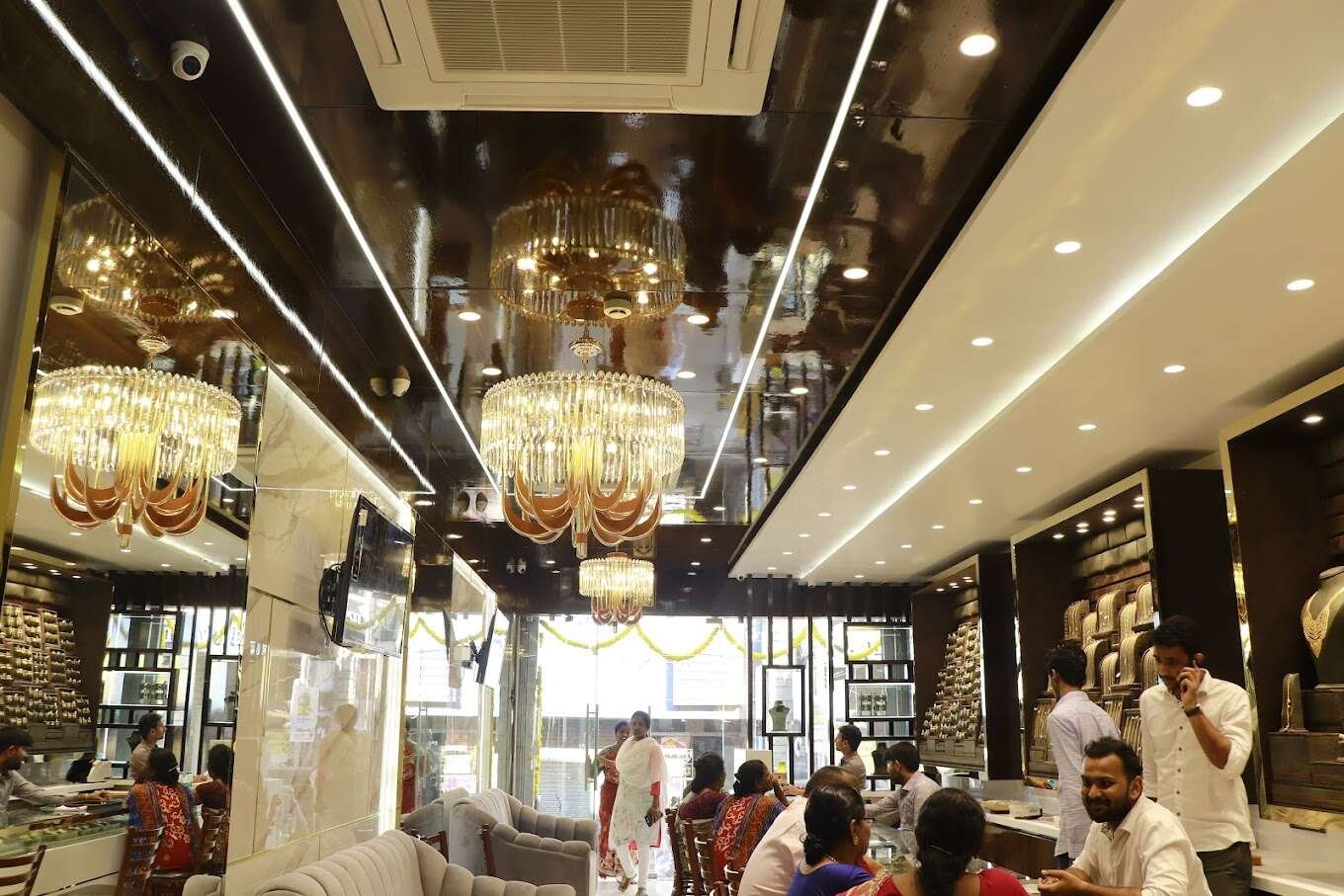 Sri mohan jewellery