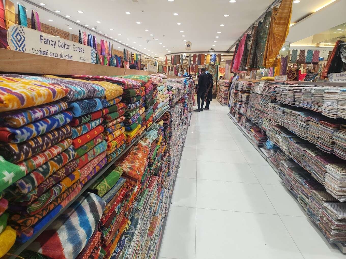 Super Saravana Stores - Porur