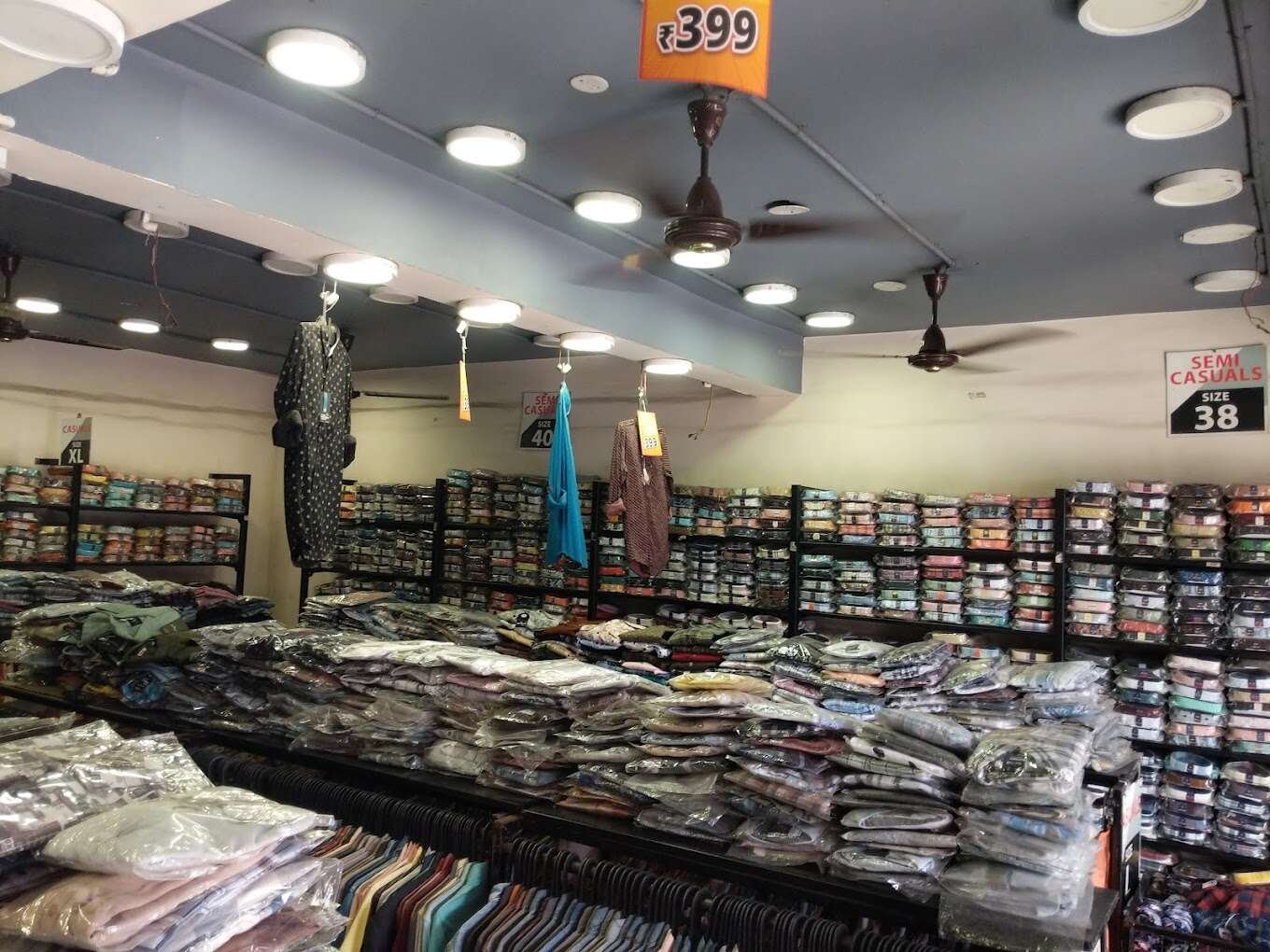 Suxus Mens Wear Mount road 