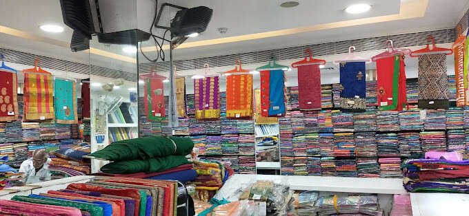 SHRI CHERRAN TEXTILES