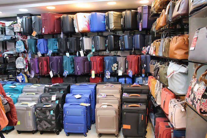 LEO BAGS