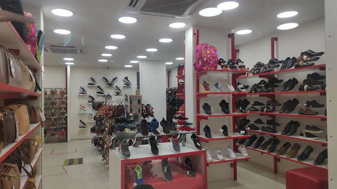 Paragon Footwear