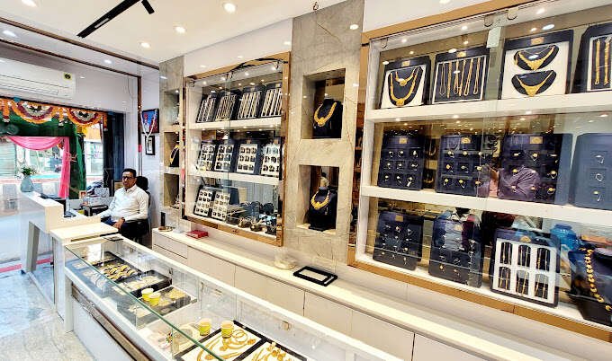 NARESH JEWELLERS
