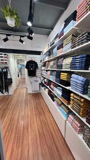 Menly besant nagar