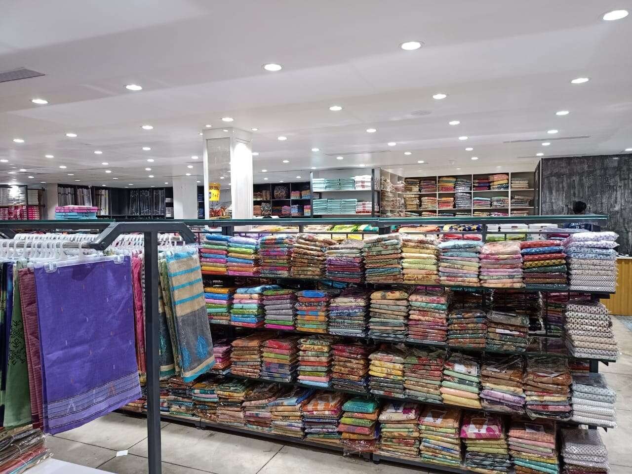  Kandan Textiles