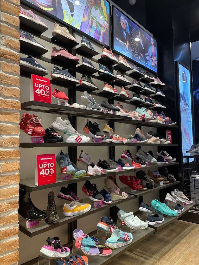 Skechers