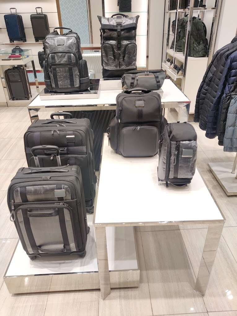 Tumi 