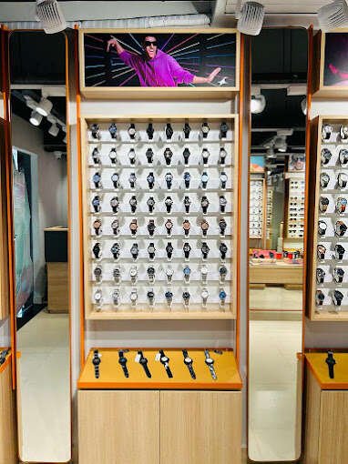 Fastrack store