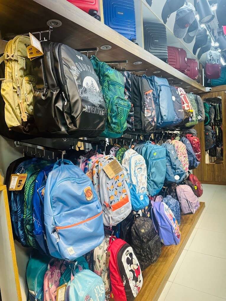 JUMBO BAGS & MENS WEAR
