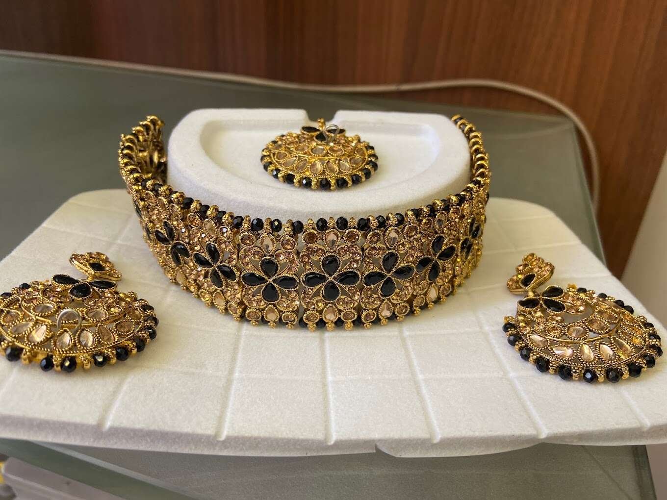 Aakruti designer wear