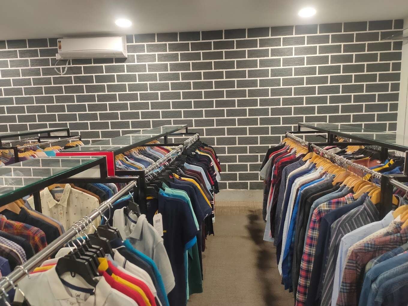 Factory Outlet