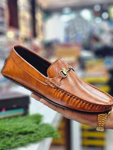 SAAJ SHOES LAND