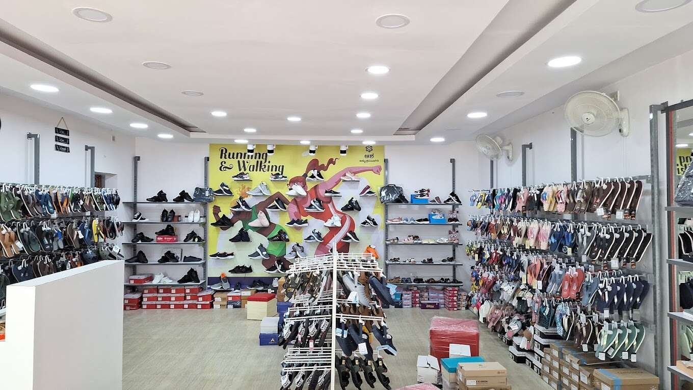 Asha shoe store