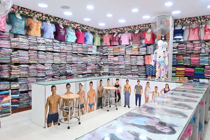 GUPTAS FASHION