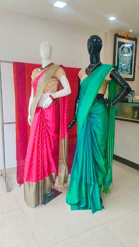 SRIKA FASHION DESIGNERS