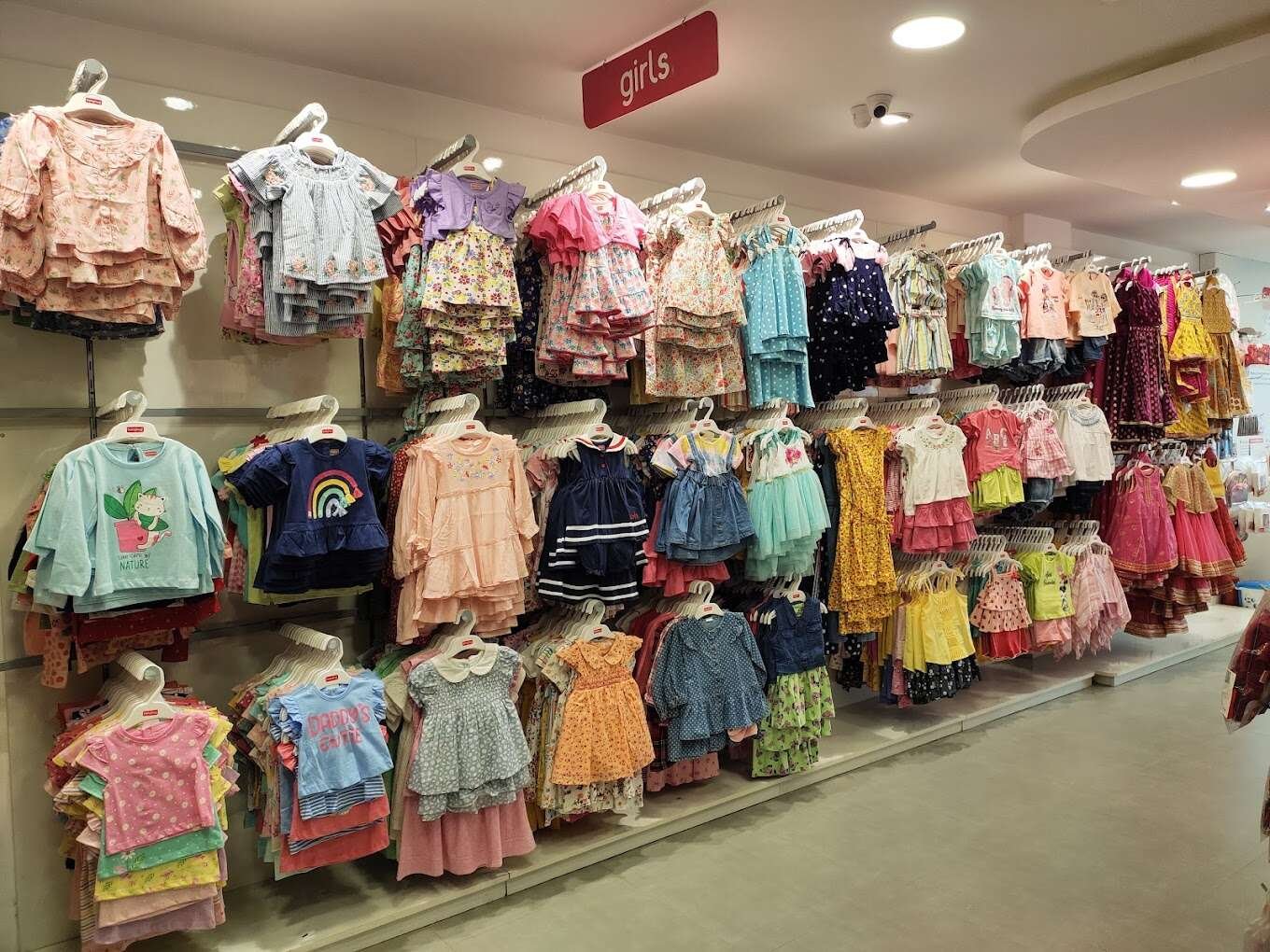 Babyhug Store - Chrompet