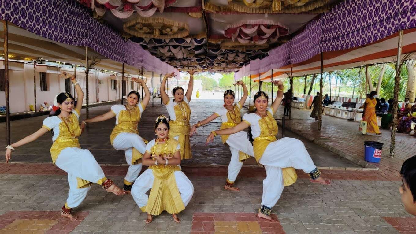 Readymade madisar MG Naidu Tailor