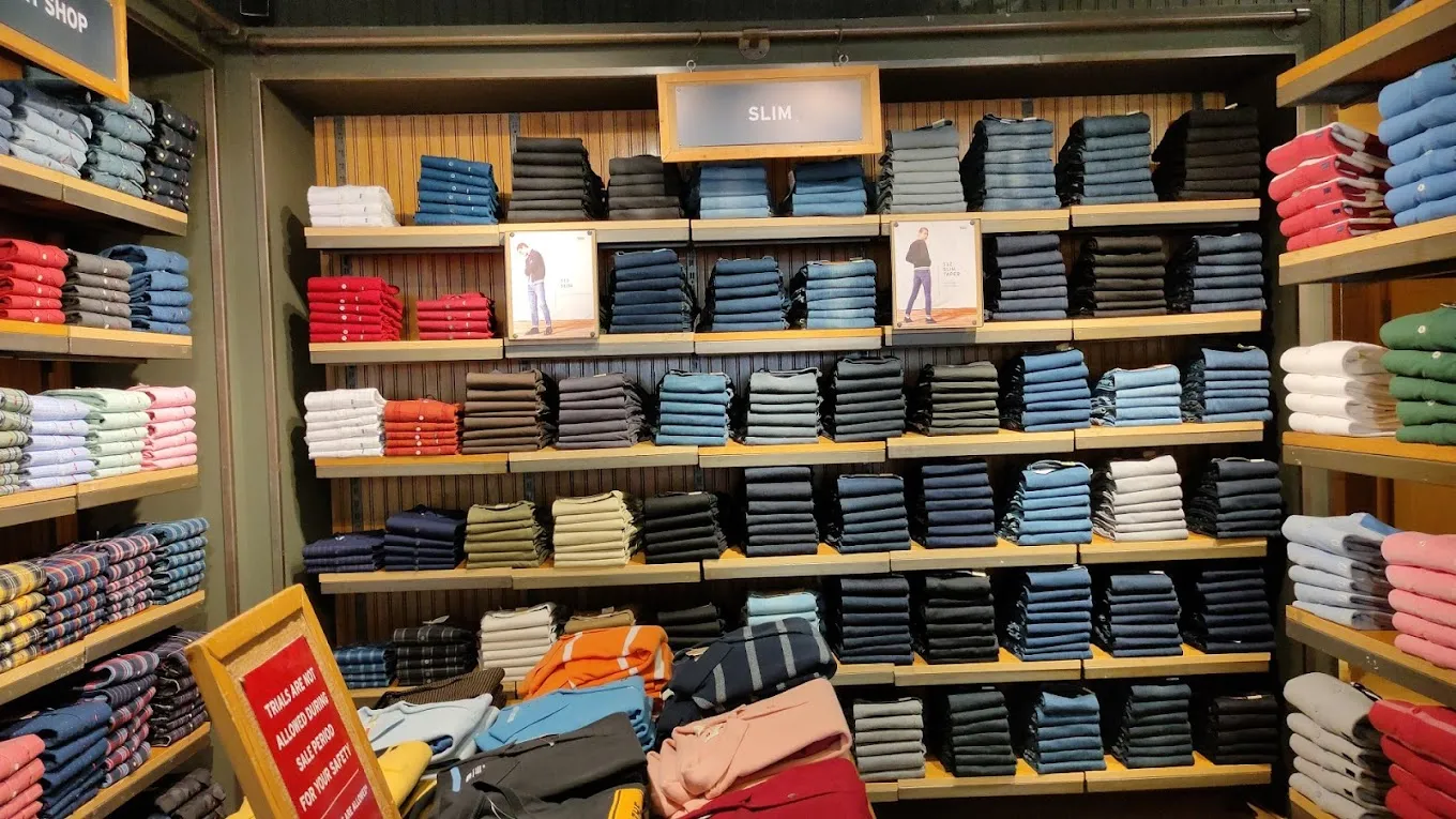Levis