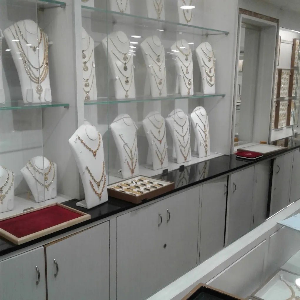 Lalithaa Jewellery