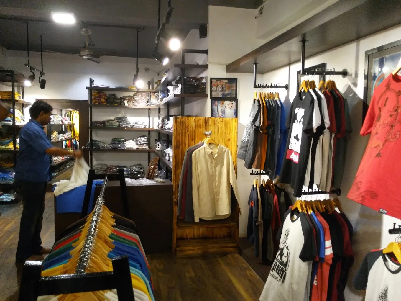 Angi Clothing