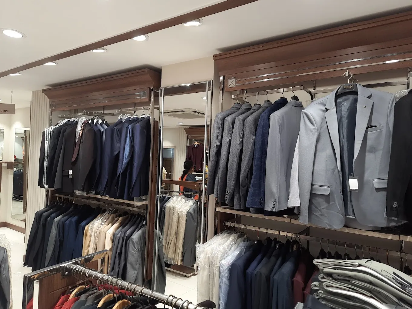 OTTO men's clothing store in T.Nagar