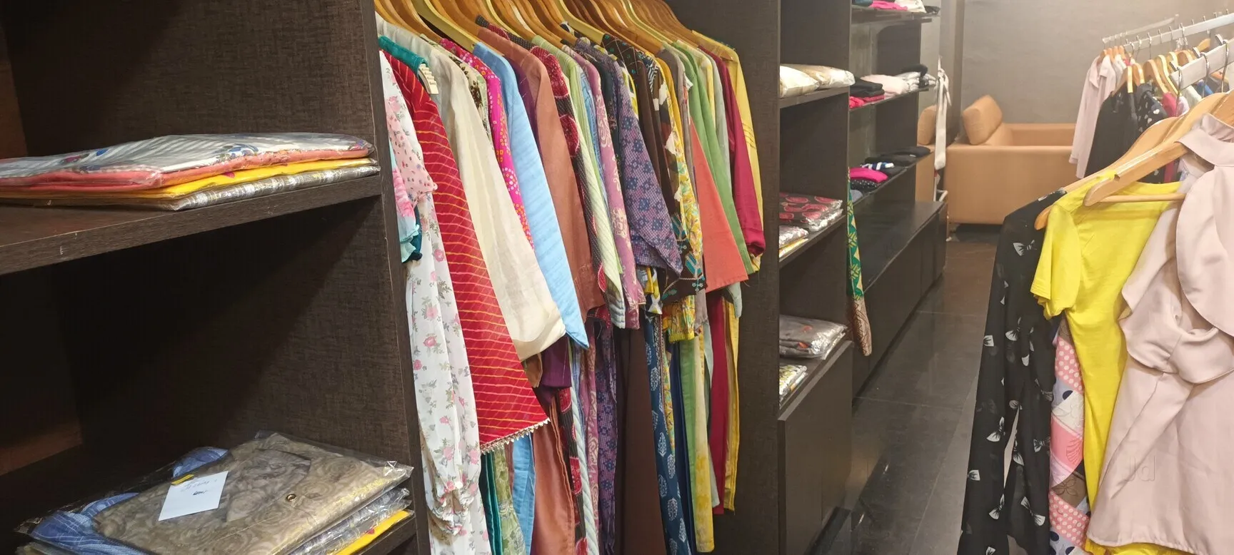 HERS BOUTIQUE