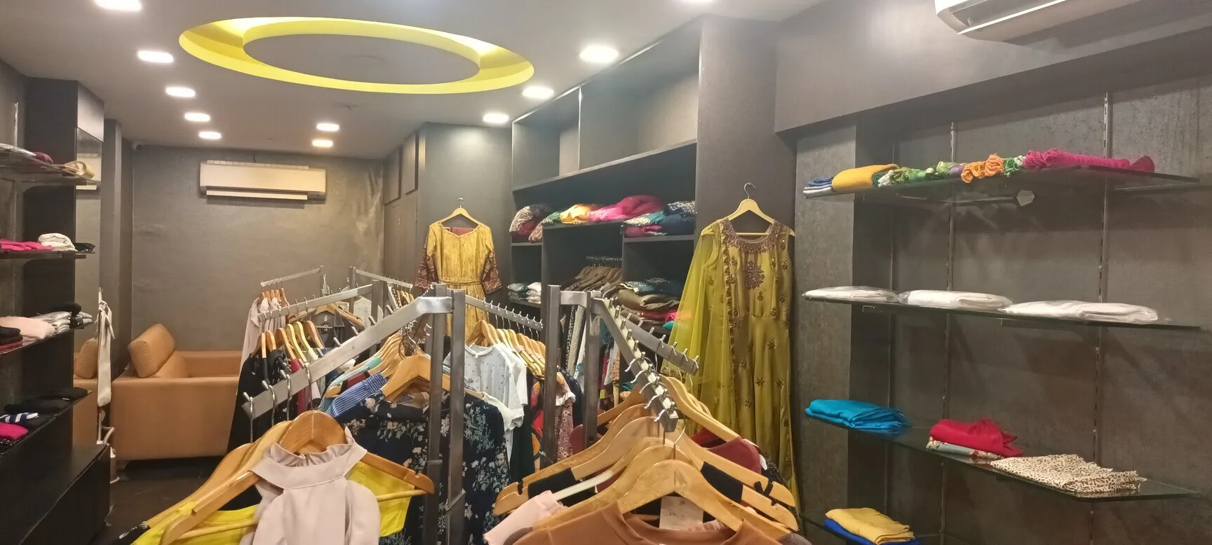 HERS BOUTIQUE