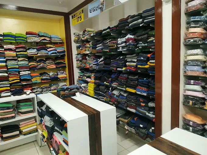 BUTTONS MENSWEAR - AVADI