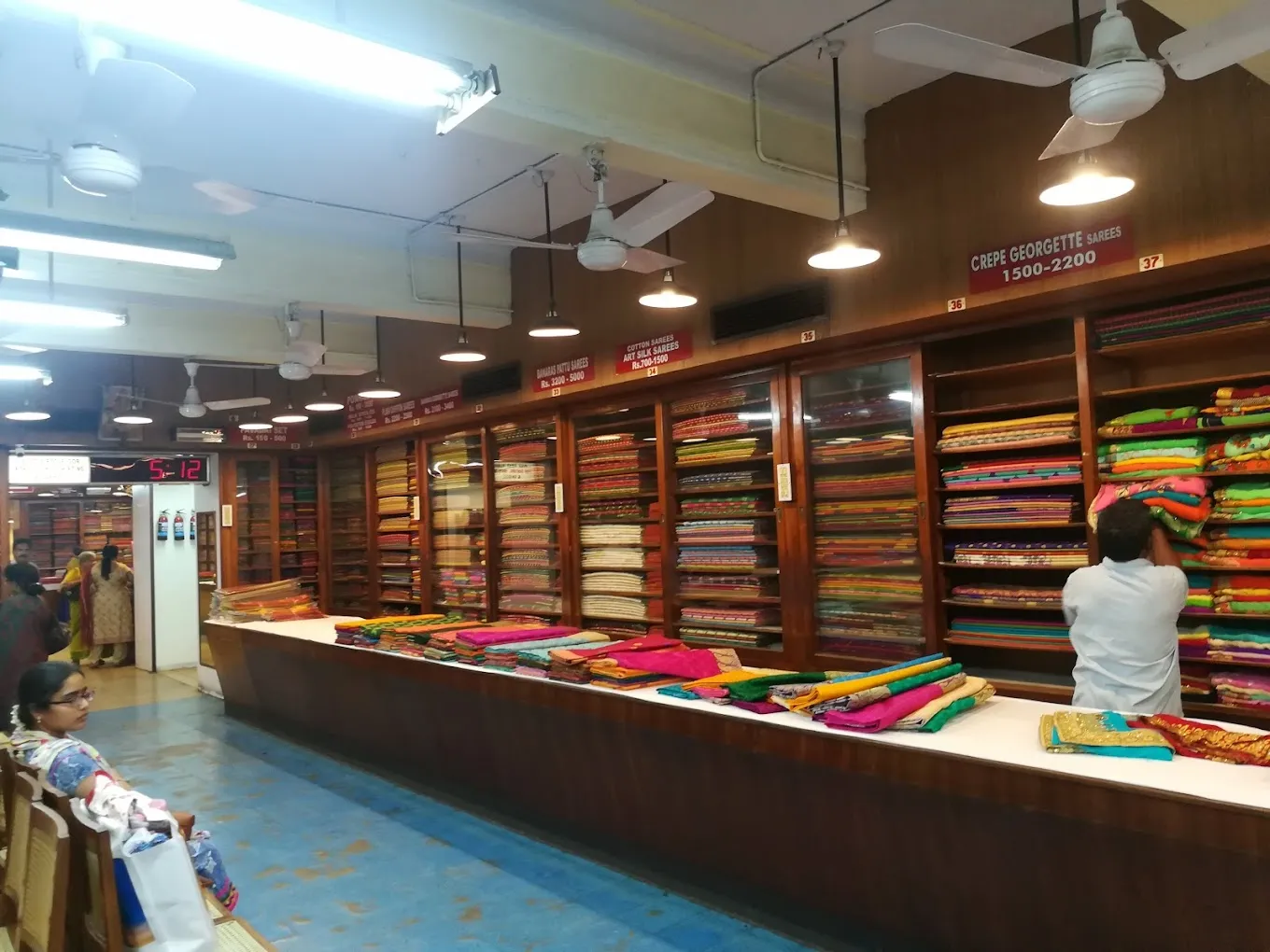 Nalli Fashions Silk Sarees & Jewellers