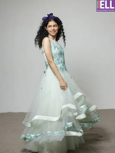 ELL Fashionably Young - Triplicane