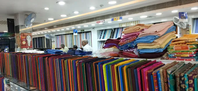SHRI CHERRAN TEXTILES