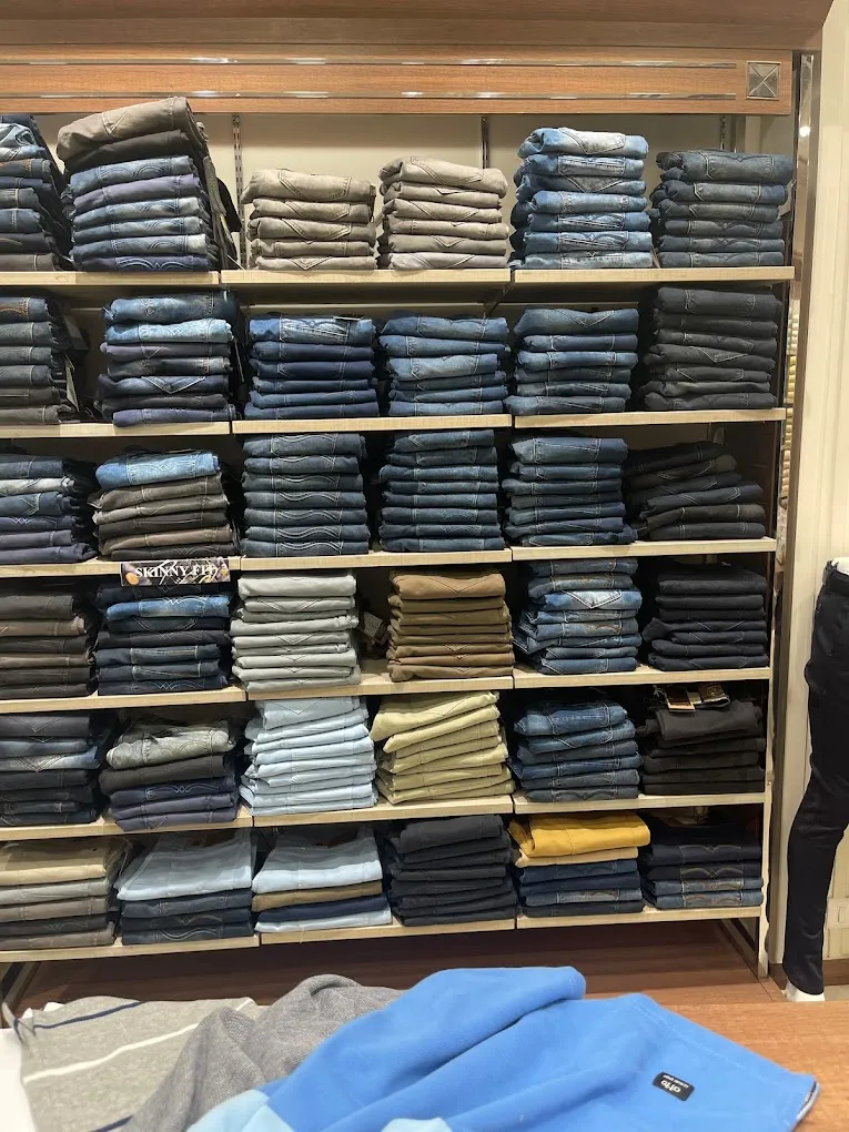OTTO men's clothing store in Keelkattalai