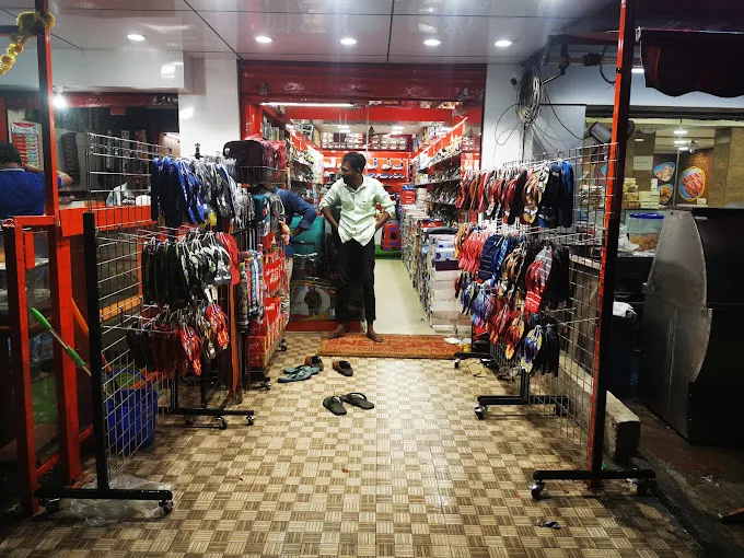 JR FOOTWEAR MULTI BRAND SHOWROOM
