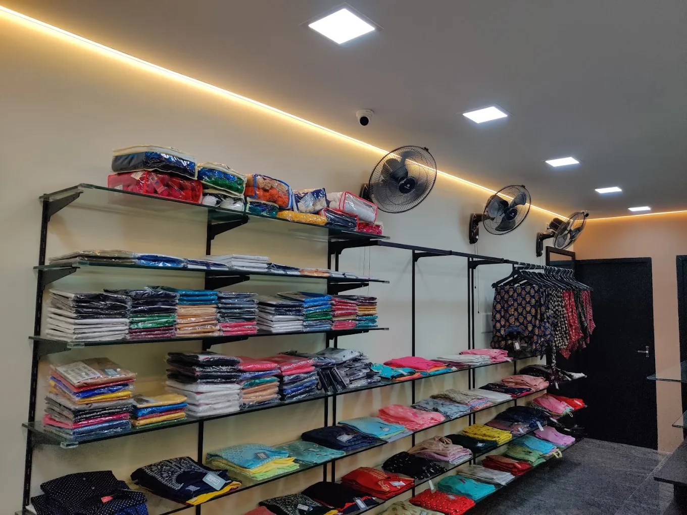 Habanbi Clothing Store
