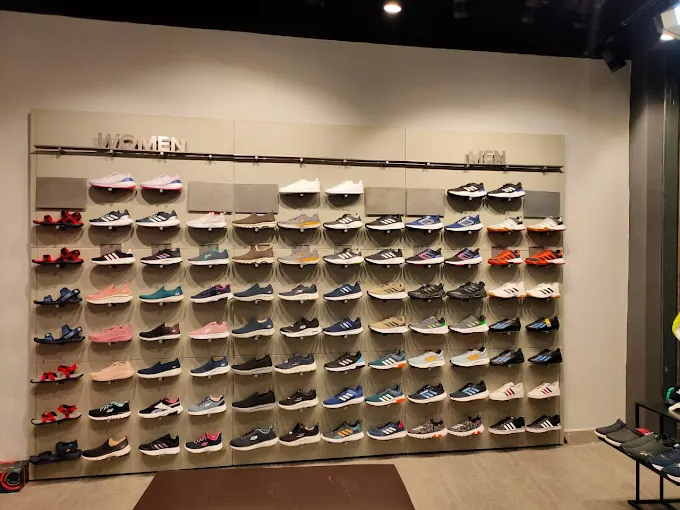Adidas Skechers Puma Reebok - Foot Lounge
