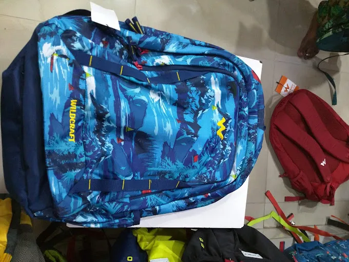 Leo Bags Multi Brand Showroom