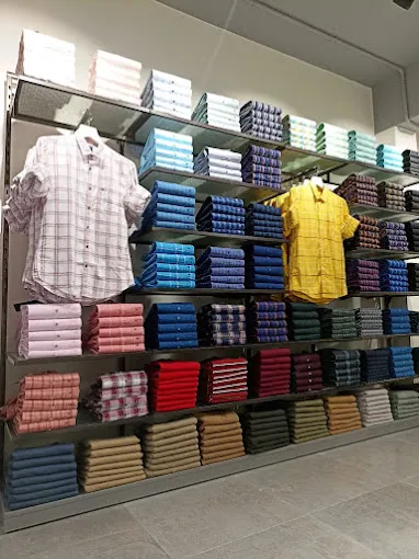 Peter England Men's Exclusive Showroom