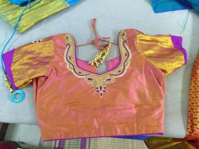 D.S. Aiyyelu dance costume designer
