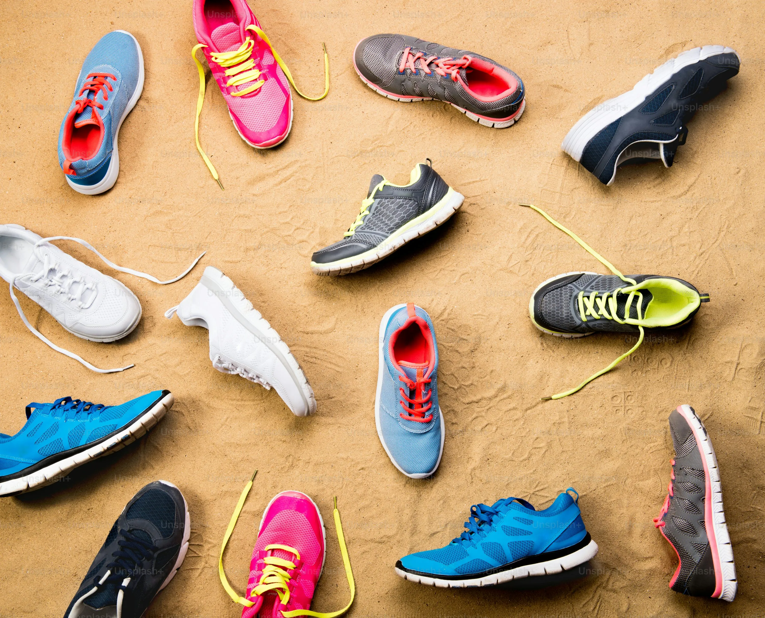 DELUX FOOTWEAR