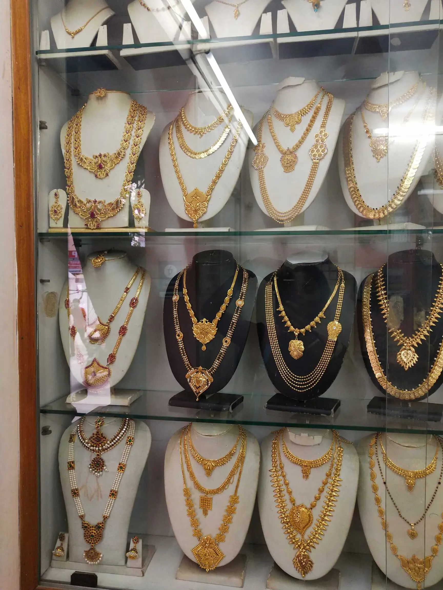 Fancy & Kerala Gold Covering