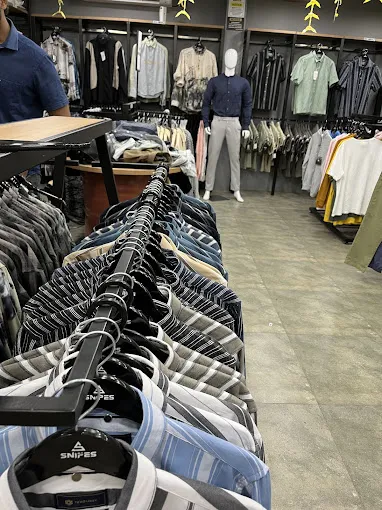Snipes mens wear Choolaimedu