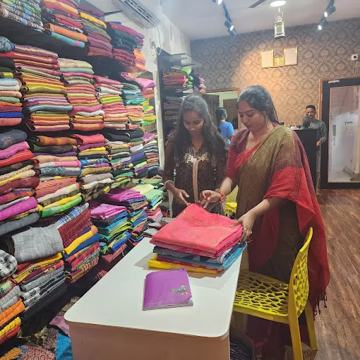 Thanvi Boutique