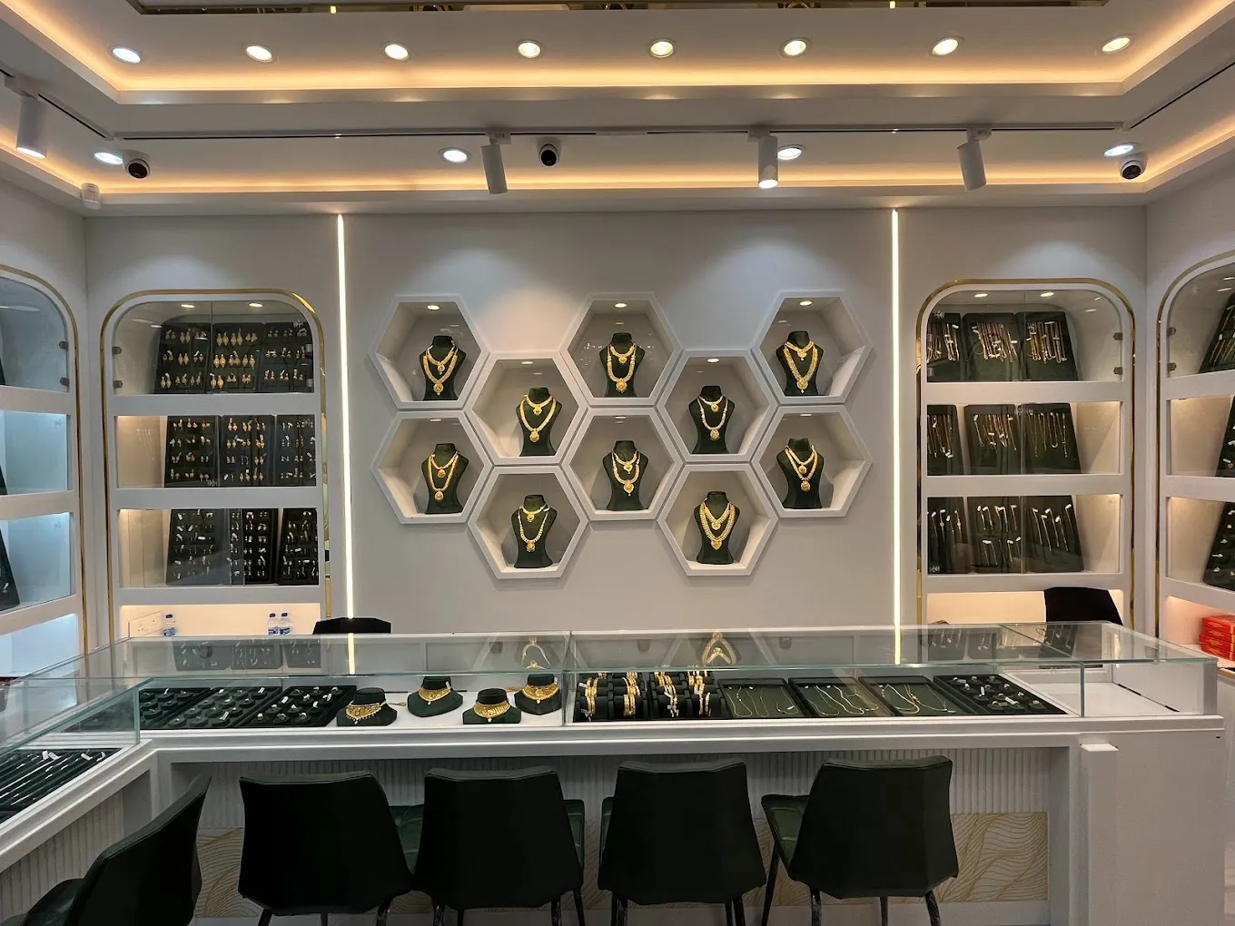 Sri Mahaveer Jewellery