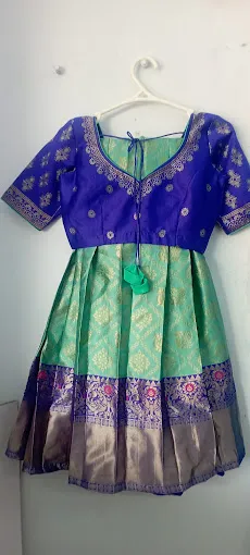 Diya fashion designer and tailoring