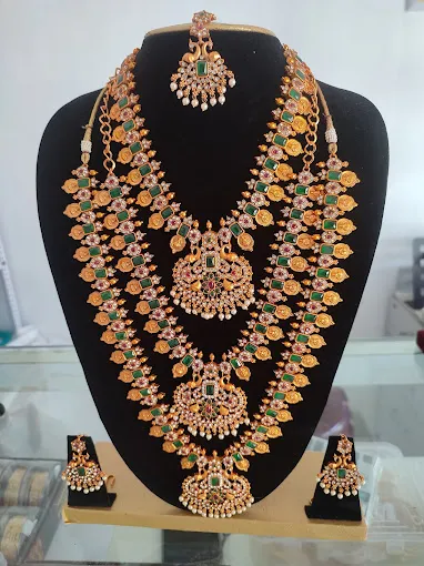 Navamika Fashion